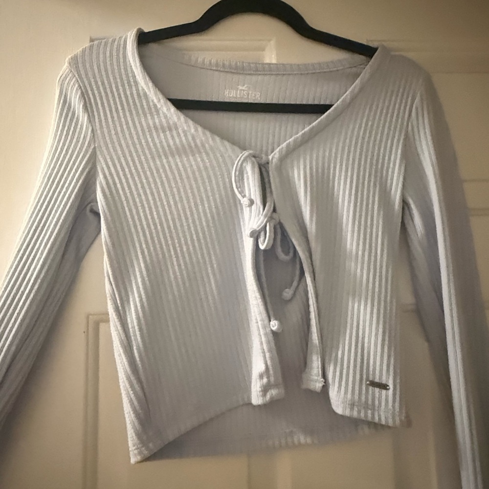 Hollister Women's Light Light Blue Ribbed Top